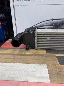 Интеркулер MERCEDES-BENZ E-CLASS OEM A2045000100 212047 2011