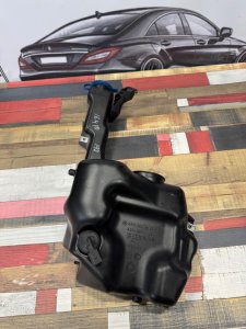 Бачок Омывателя A2048601960 MERCEDES-BENZ E-CLASS