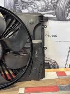 Вентилятор радиатора MERCEDES-BENZ E-CLASS OEM A2045000393 212047 2011