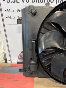 Вентилятор радиатора MERCEDES-BENZ E-CLASS OEM A2045000393 212047 2011