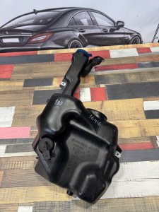 Бачок Омывателя А20486019 MERCEDES-BENZ E-CLASS