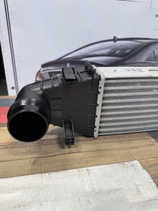 Интеркулер MERCEDES-BENZ E-CLASS OEM А2045000100 212047 2011