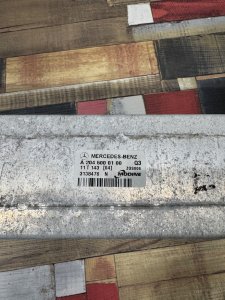 Интеркулер MERCEDES-BENZ E-CLASS OEM А2045000100 212047 2011