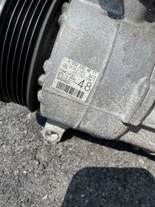 Компрессор кондиционра MERCEDES-BENZ E-CLASS OEM A0032304811 212047 2011