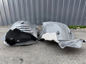 Подкрылок передний правый А2126900230 MERCEDES-BENZ E-CLASS