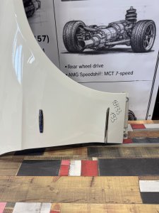 Крыло переднее правое MERCEDES-BENZ E-CLASS 212047 2011