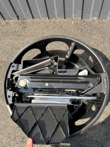 Домкрат MERCEDES-BENZ E-CLASS 212047 2011