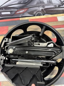Домкрат MERCEDES-BENZ E-CLASS 212047 2011