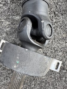 Карданный вал MERCEDES-BENZ E-CLASS OEM А2124102616 212047 2011