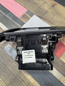 Накладка на торпедо MERCEDES-BENZ E-CLASS 212047 2011