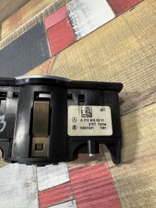 Переключатель света фар MERCEDES-BENZ E-CLASS OEM А2129050551 212047 2011