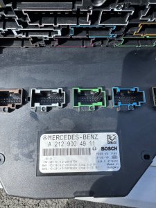 Блок предохрнаителей MERCEDES-BENZ E-CLASS OEM А2129004911 212047 2011