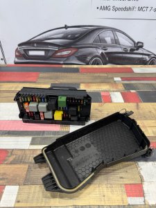 Блок предохрнаителей А2129004911 MERCEDES-BENZ E-CLASS