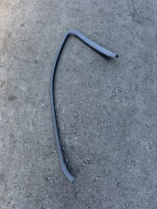 Накладка двери передняя правая А2127250271 MERCEDES-BENZ E-CLASS