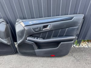 Обшивки дверей MERCEDES-BENZ E-CLASS 212047 2011