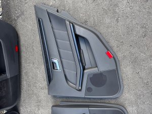 Обшивки дверей MERCEDES-BENZ E-CLASS 212047 2011