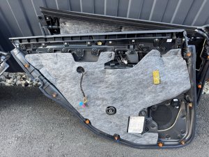 Обшивки дверей MERCEDES-BENZ E-CLASS 212047 2011