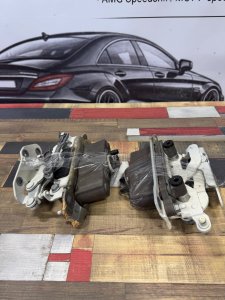Петли капота А2129066201 А2129066301 MERCEDES-BENZ E-CLASS