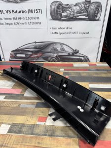 Накладка замка багажника MERCEDES-BENZ E-CLASS OEM А2126900241 212047 2011