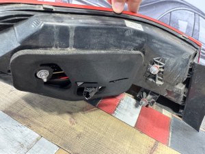 Фонарь задний правый MERCEDES-BENZ E-CLASS OEM А2129060658 212047 2011