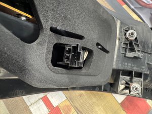 Фонарь задний правый MERCEDES-BENZ E-CLASS OEM А2129060658 212047 2011