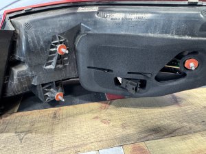 Фонарь задний левый MERCEDES-BENZ E-CLASS OEM 2129060558 212047 2011