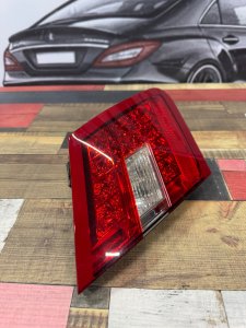 Фонарь крышки багажника левый А2129060358 MERCEDES-BENZ E-CLASS