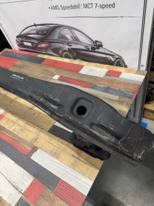 Усилитель бампера задний MERCEDES-BENZ E-CLASS OEM A2126102014 212047 2011