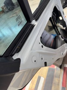 Дверь задняя левая MERCEDES-BENZ E-CLASS 212047 2011