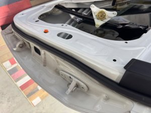 Дверь задняя левая MERCEDES-BENZ E-CLASS 212047 2011