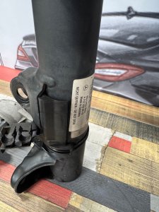 Стойки MERCEDES-BENZ E-CLASS OEM А2123203613 А2043260598 212047 2011
