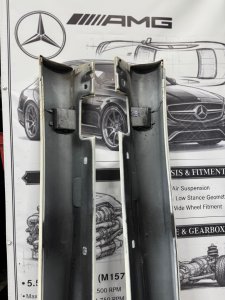 Накладка на пороги MERCEDES-BENZ E-CLASS OEM А2126901240 212047 2011
