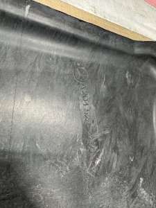 Защита двигателя MERCEDES-BENZ E-CLASS OEM А2045242430 212047 2011