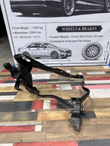 Очко фары левой А212620023 А212620029 А212620027 MERCEDES-BENZ E-CLASS