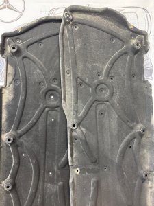 Защита днища MERCEDES-BENZ E-CLASS OEM А2126100608 А2126100808 212047 2011