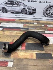 Патрубок интрекуллера А2045282582 MERCEDES-BENZ E-CLASS
