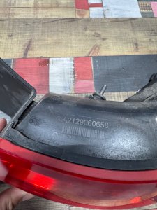 Фонарь задний правый MERCEDES-BENZ E-CLASS OEM А2129060658 212047 2011
