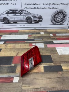 Фонарь крышки багажника левый А2129060358 MERCEDES-BENZ E-CLASS