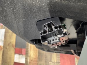 Фонарь крышки багажника левый MERCEDES-BENZ E-CLASS OEM А2129060358 212047 2011