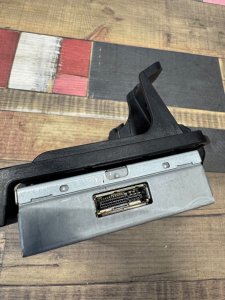 Блок управления магнитолой MERCEDES-BENZ E-CLASS OEM А2049009301 212047 2011
