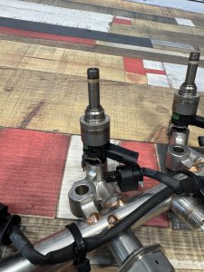 Форсунки MERCEDES-BENZ E-CLASS OEM А2710705195 212047 2011