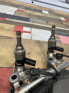 Форсунки MERCEDES-BENZ E-CLASS OEM А2710705195 212047 2011
