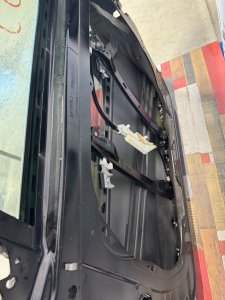 Дверь передняя правая MERCEDES-BENZ E-CLASS 212047 2011