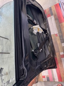 Дверь передняя левая MERCEDES-BENZ E-CLASS 212047 2011