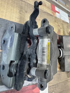 Петли капота MERCEDES-BENZ E-CLASS OEM А2129066201 А2129066301 212047 2011
