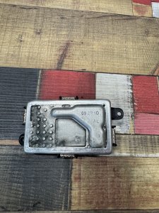 Реостат печки MERCEDES-BENZ E-CLASS OEM А2128702110 212047 2011