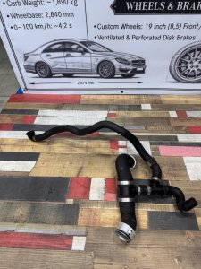 Патрубок системы охлождения А2045018282 MERCEDES BENZ C-CLASS