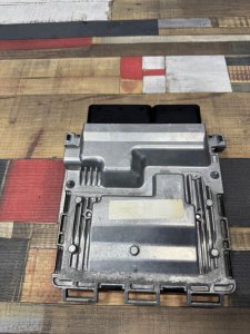 Блок упавления двигаелем MERCEDES BENZ C-CLASS OEM А2711500391 204248 2012