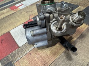 ТНВД MERCEDES BENZ C-CLASS OEM А2711500420 204248 2012