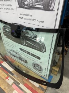 Стекло лобовое MERCEDES-BENZ E-CLASS 212047 2011